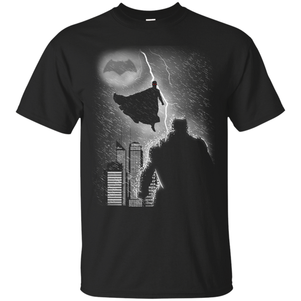 BATMAN V SUPERMAN - Man vs God T Shirt & Hoodie