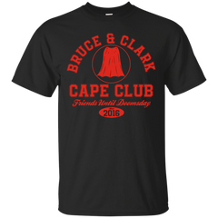 BATMAN VS SUPERMAN - Cape Club T Shirt & Hoodie